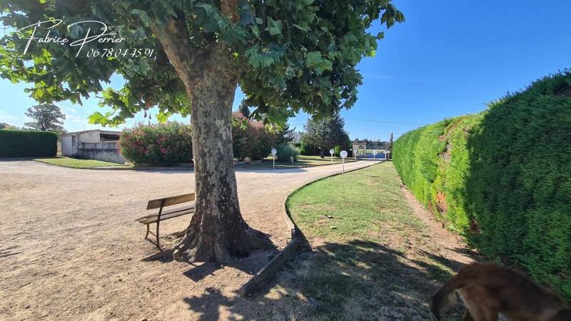 Maison - 259 m² - 9 pièces