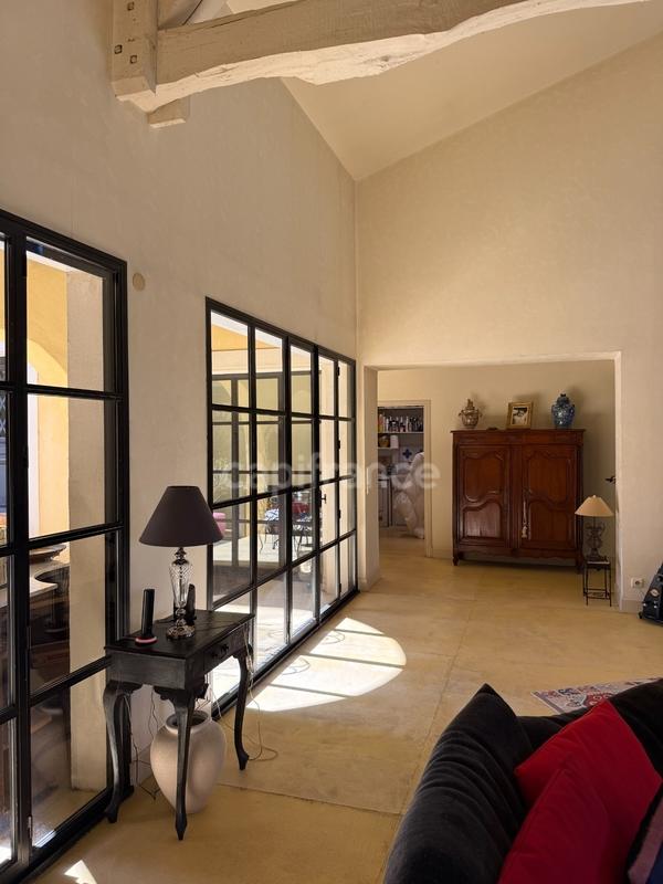 Maison - 295 m² - 7 pièces