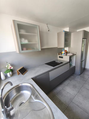 Appartement - 80 m² - 5 pièces