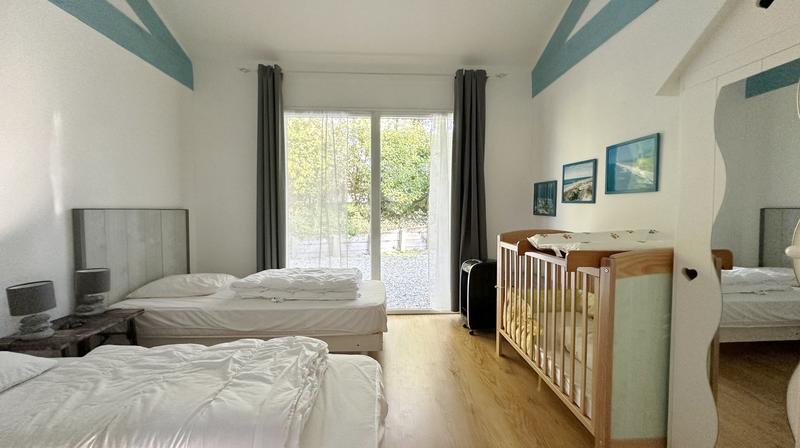 Maison contemporaine - 205 m² - 8 pièces