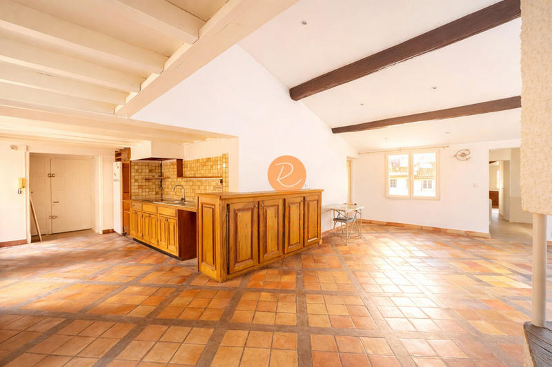 Appartement - 87 m² - 3 pièces