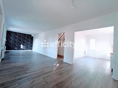 Maison - 118 m² - 6 pièces