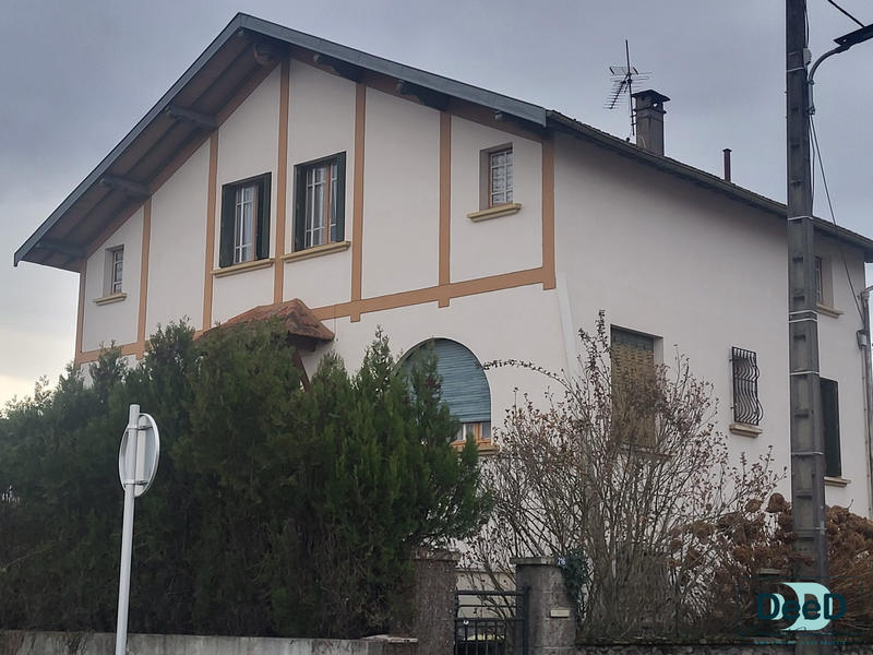 Maison ancienne - 175 m² - 6 pièces