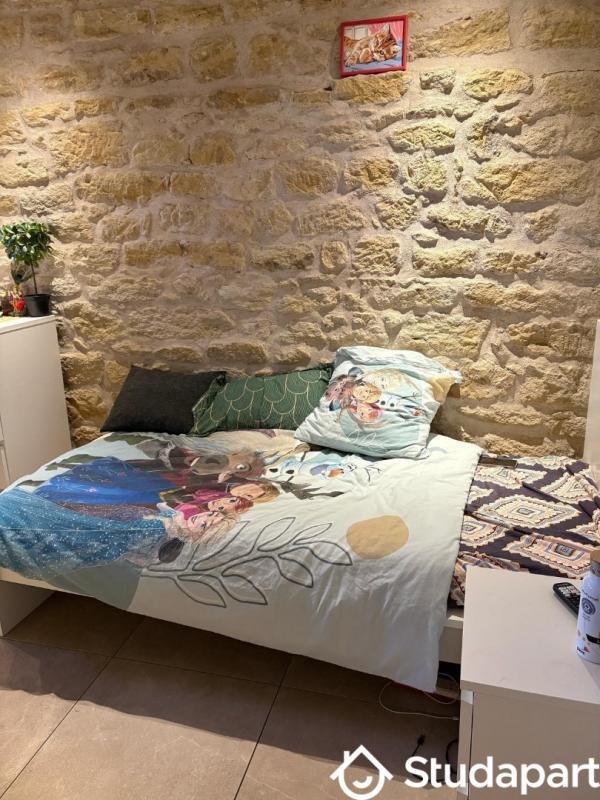 Chambre - 15 m² - 1 pièce