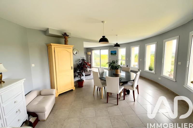 Maison - 185 m² - 6 pièces