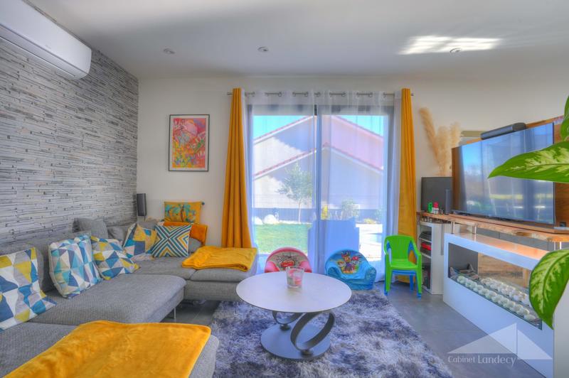 Maison - 121 m² - 5 pièces