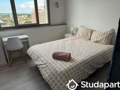 Chambre - 12 m² - 1 pièce