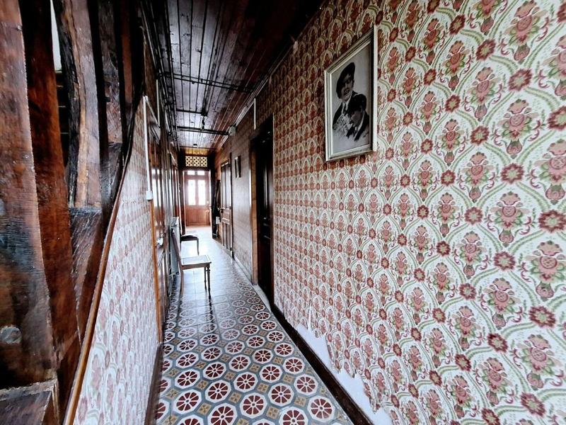 Maison de village - 310 m² - 12 pièces