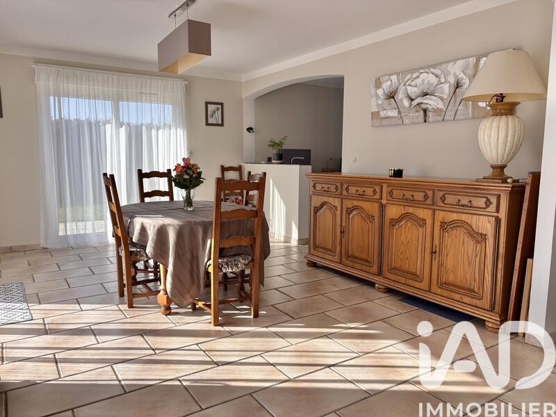 Maison - 171 m² - 8 pièces