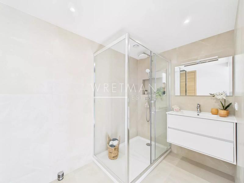 Appartement - 97 m² - 4 pièces