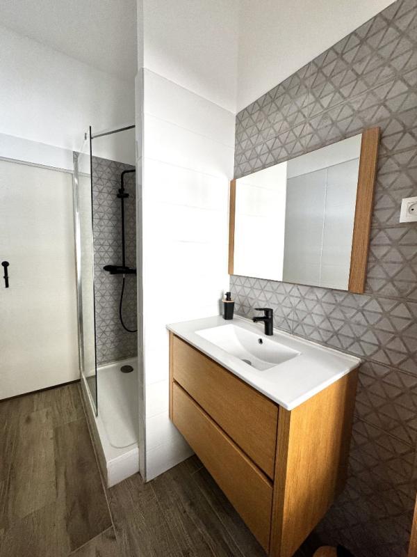 Maison - 208 m² - 7 pièces