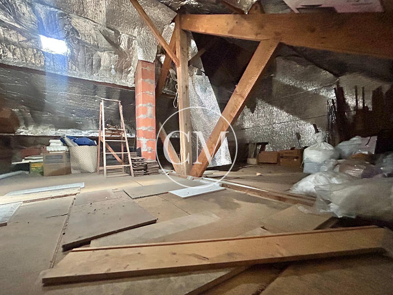 Maison - 208 m² - 4 pièces