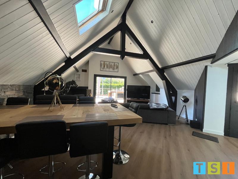 Maison - 144 m² - 5 pièces