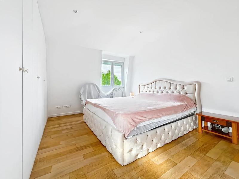 Maison - 143 m² - 6 pièces