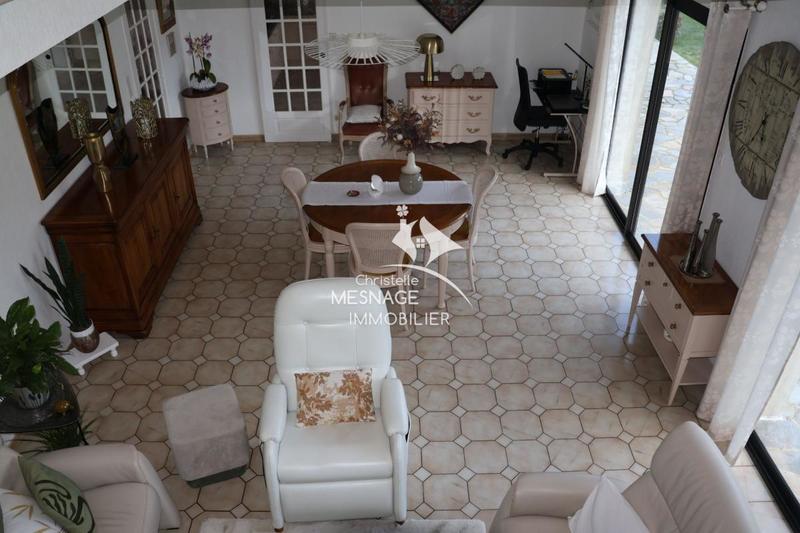 Maison traditionnelle - 150 m² - 7 pièces