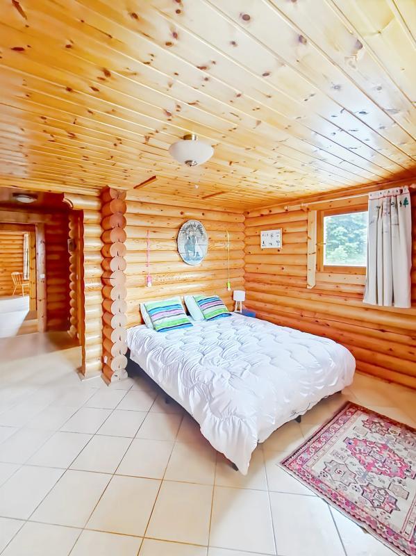 Châlet - 287 m² - 8 pièces