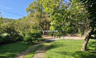 Maison - 172 m² - 5 pièces