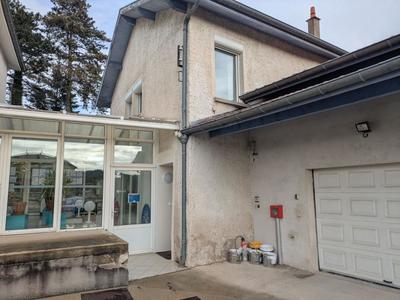 Maison - 135 m² - 5 pièces