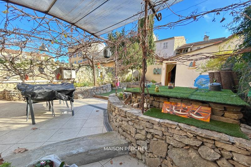 Appartement - 84 m² - 4 pièces