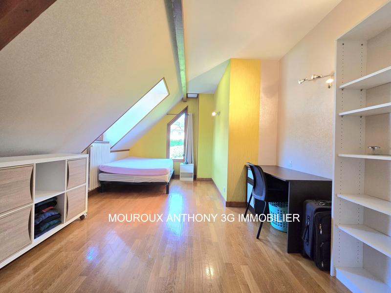 Maison - 248 m² - 7 pièces