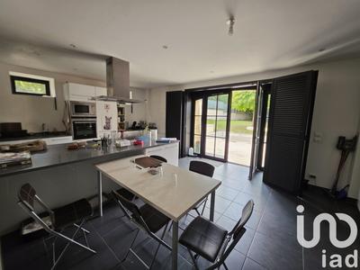 Appartement - 198 m² - 7 pièces