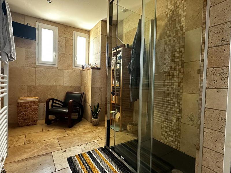 Maison - 170 m² - 8 pièces