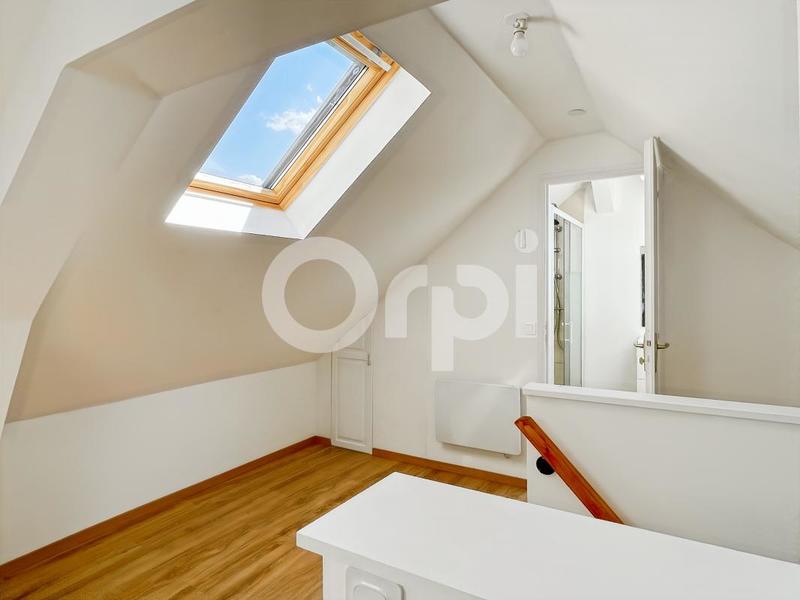 Immeuble - 126 m² - 7 pièces