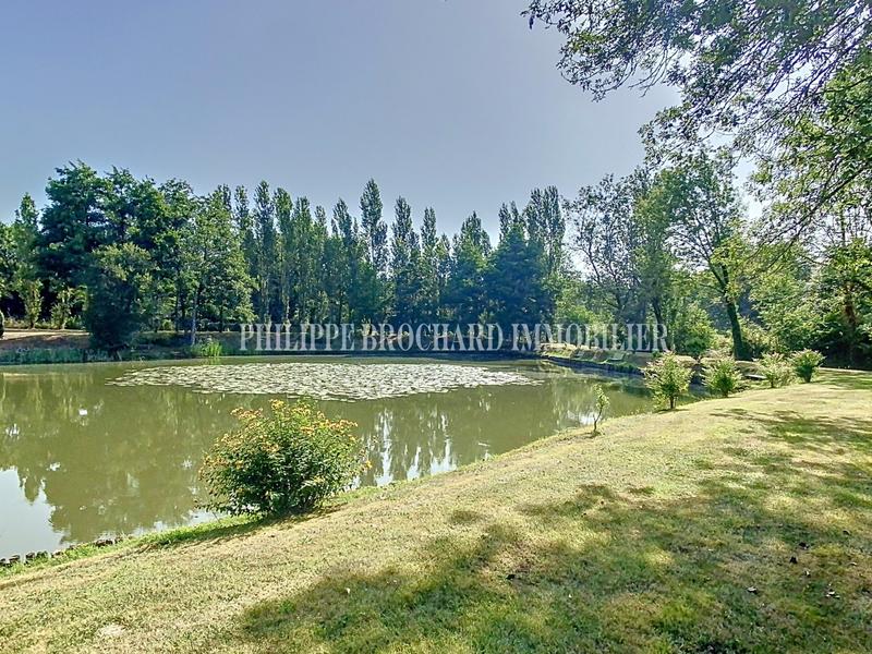 Terrain de loisirs - 9 940 m²