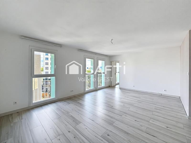 Appartement - 100 m² - 4 pièces