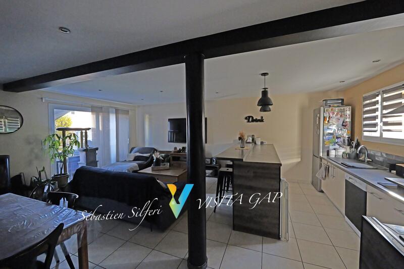 Maison - 106 m² - 5 pièces