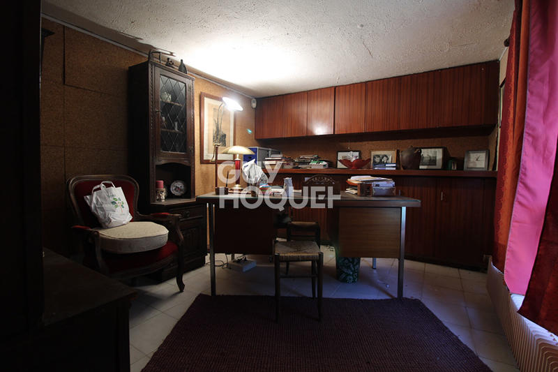 Maison - 184 m² - 8 pièces