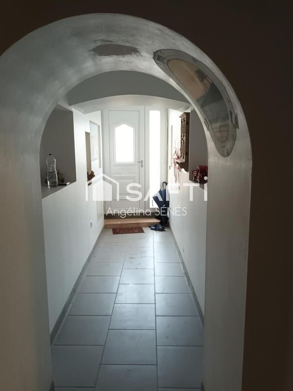 Maison - 300 m² - 17 pièces