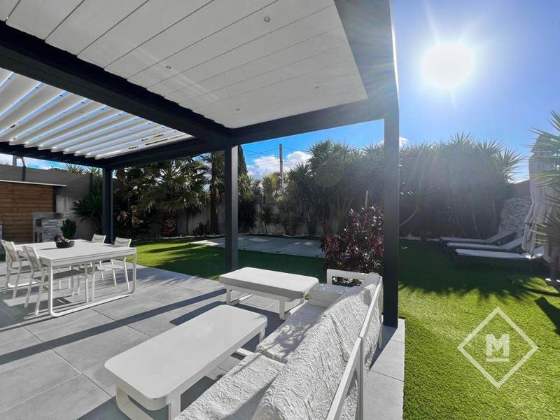 Maison - 100 m² - 4 pièces