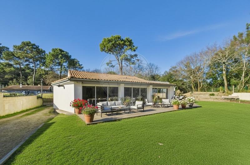 Maison - 140 m² - 5 pièces