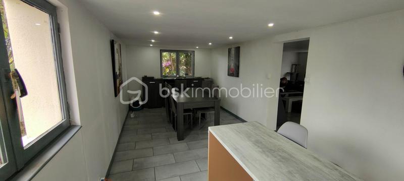 Maison traditionnelle - 128 m² - 6 pièces