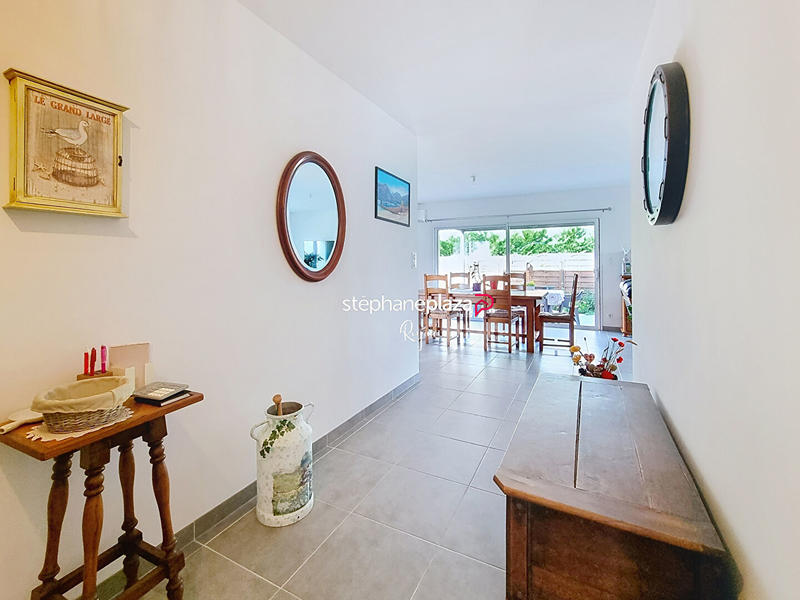 Maison - 104 m² - 4 pièces