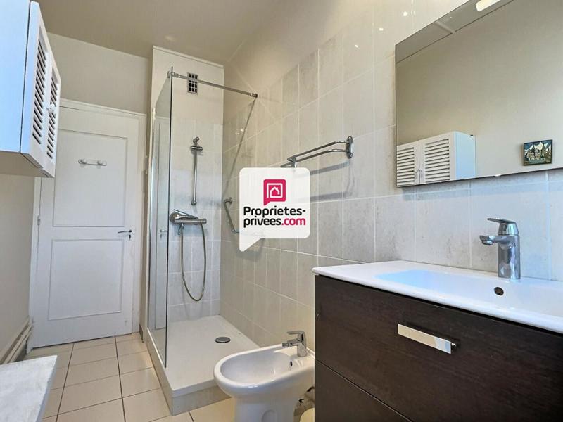 Appartement - 105 m² - 5 pièces