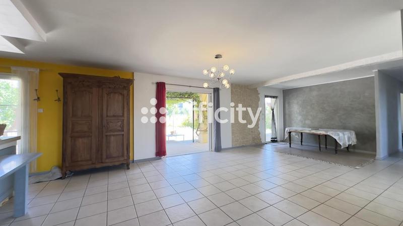 Maison - 128 m² - 4 pièces
