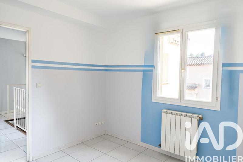 Maison - 180 m² - 6 pièces