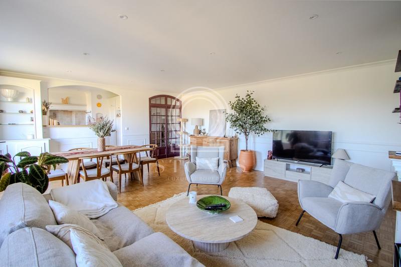 Appartement - 80 m² - 4 pièces