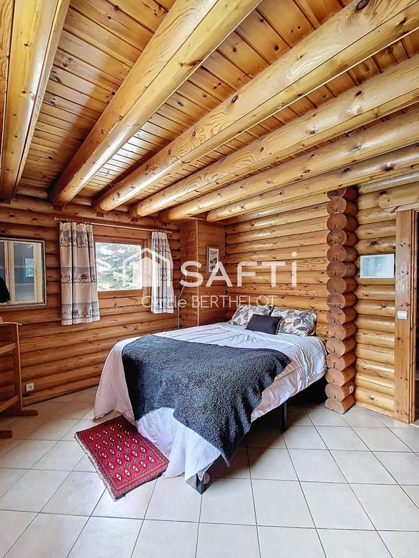 Châlet - 288 m² - 7 pièces