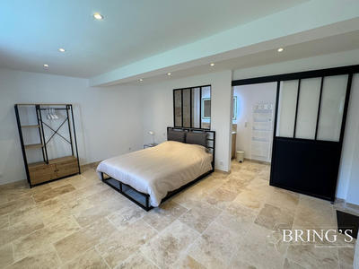 Maison - 161 m² - 6 pièces