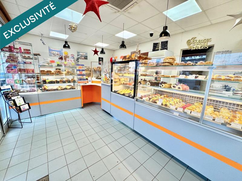 Local commercial - 623 m²