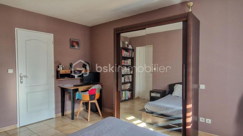 Maison traditionnelle - 155 m² - 7 pièces