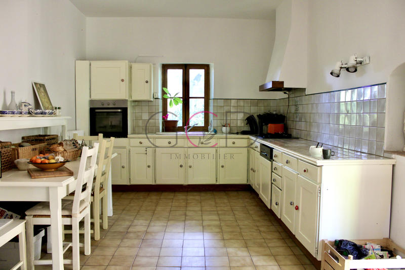 Bastide - 200 m² - 7 pièces