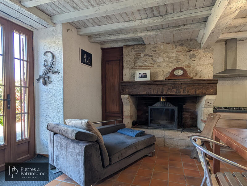 Maison de village - 270 m² - 8 pièces