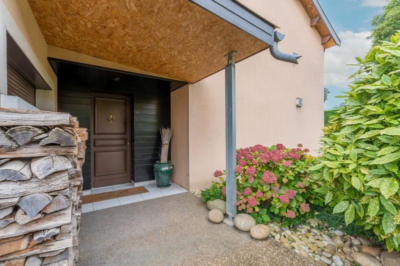 Maison - 272 m² - 5 pièces