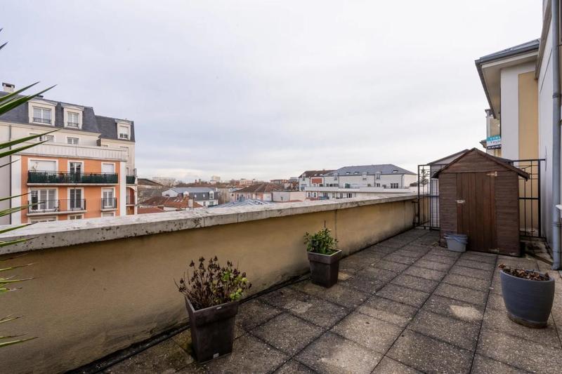 Appartement - 125 m² - 5 pièces