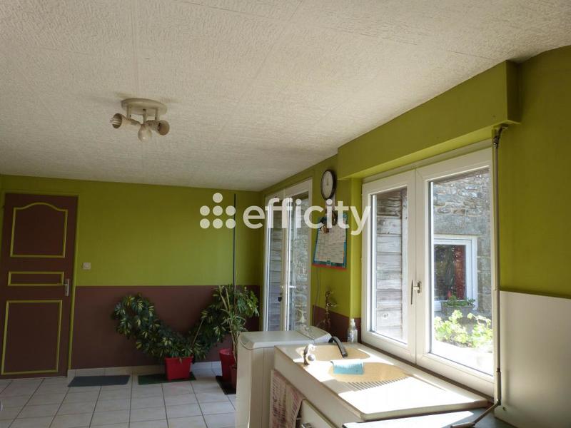 Maison - 310 m² - 16 pièces
