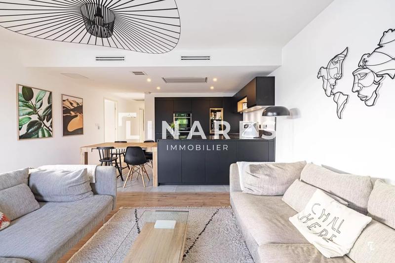 Appartement - 80 m² - 4 pièces